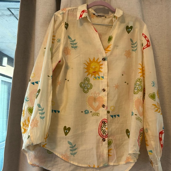 Colorful Sun Patterned Button-Up Shirt - Picture 3 of 5
